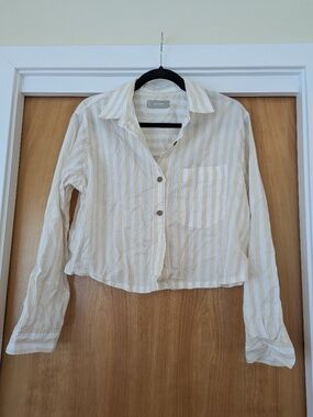 Everlane cropped shirt